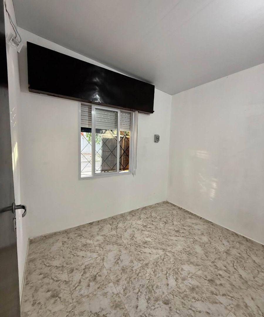 Foto de DPTO TIPO CASA DE 3 AMBIENTES AL FRENTE, imagen 3