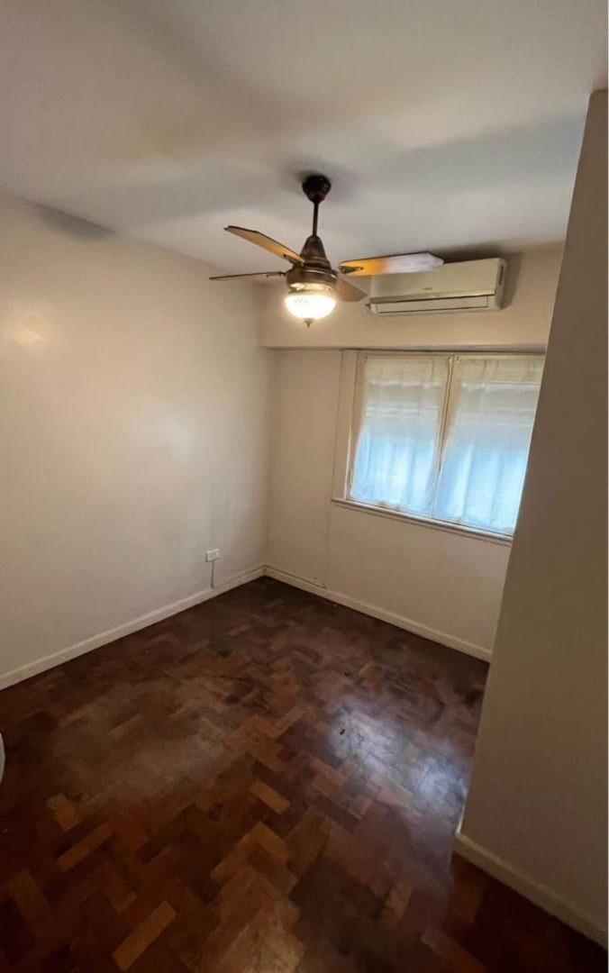 Foto de VENTA FLORES 2 amb planta baja frente, imagen 4