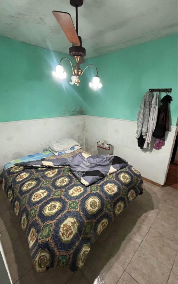 Foto de Venta casa Lanús c/ cochera 2 propiedades, imagen 4