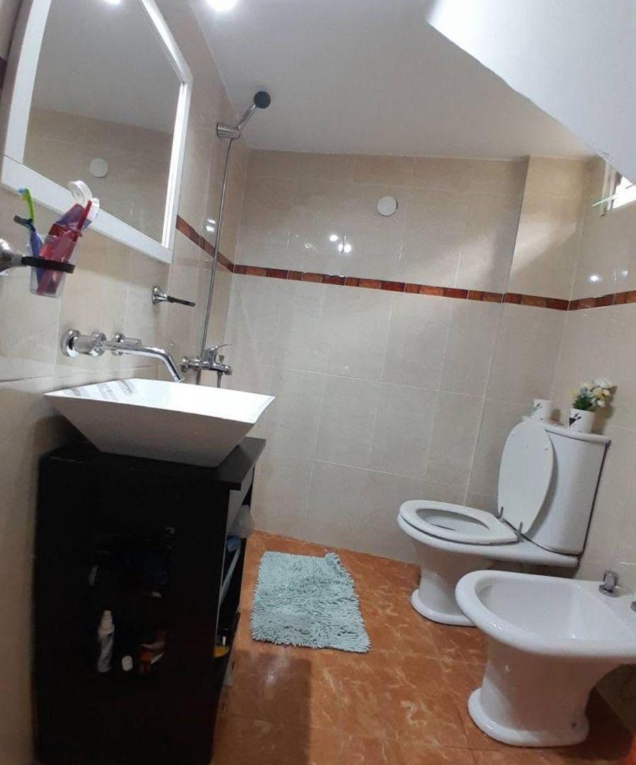 Foto de VENTA V. CELINA CASA 2 PLANTAS C/ ESPACIO AEREO, imagen 4