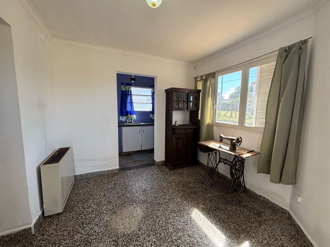 En Venta - Casa de Dos Habitaciones Villa Italia - Tandil 1