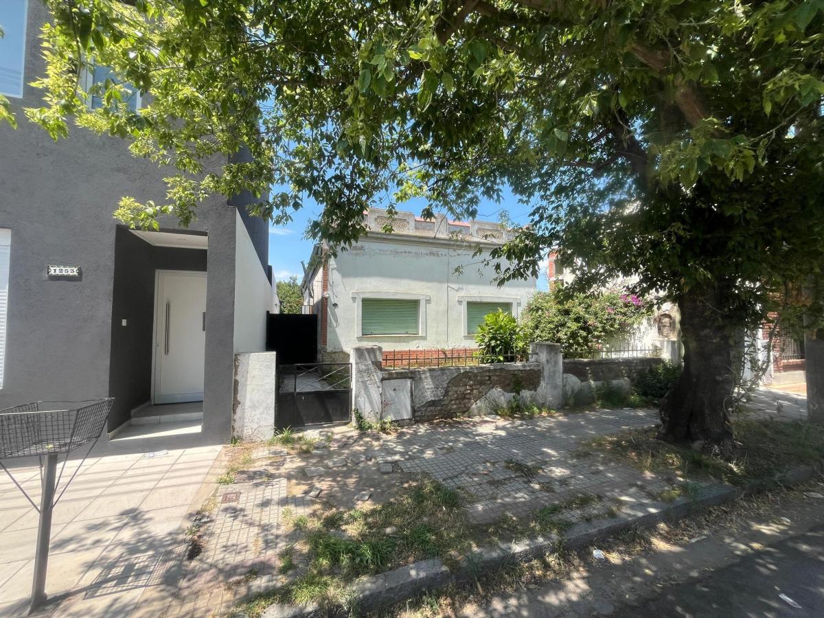 Amplio Lote con Casa a Demoler - Semicentro - Ideal Desarrolladores 3