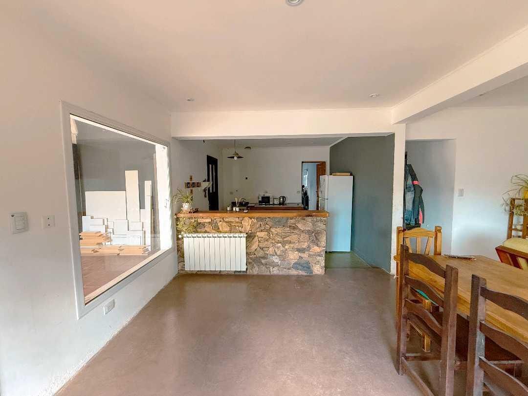 Foto de Casa en Venta - 2 Dorm - Zona Avda Lunghi, imagen 3