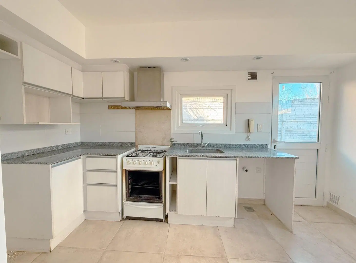 DUPLEX - 1 DORMITORIO - CON COCHERA 8