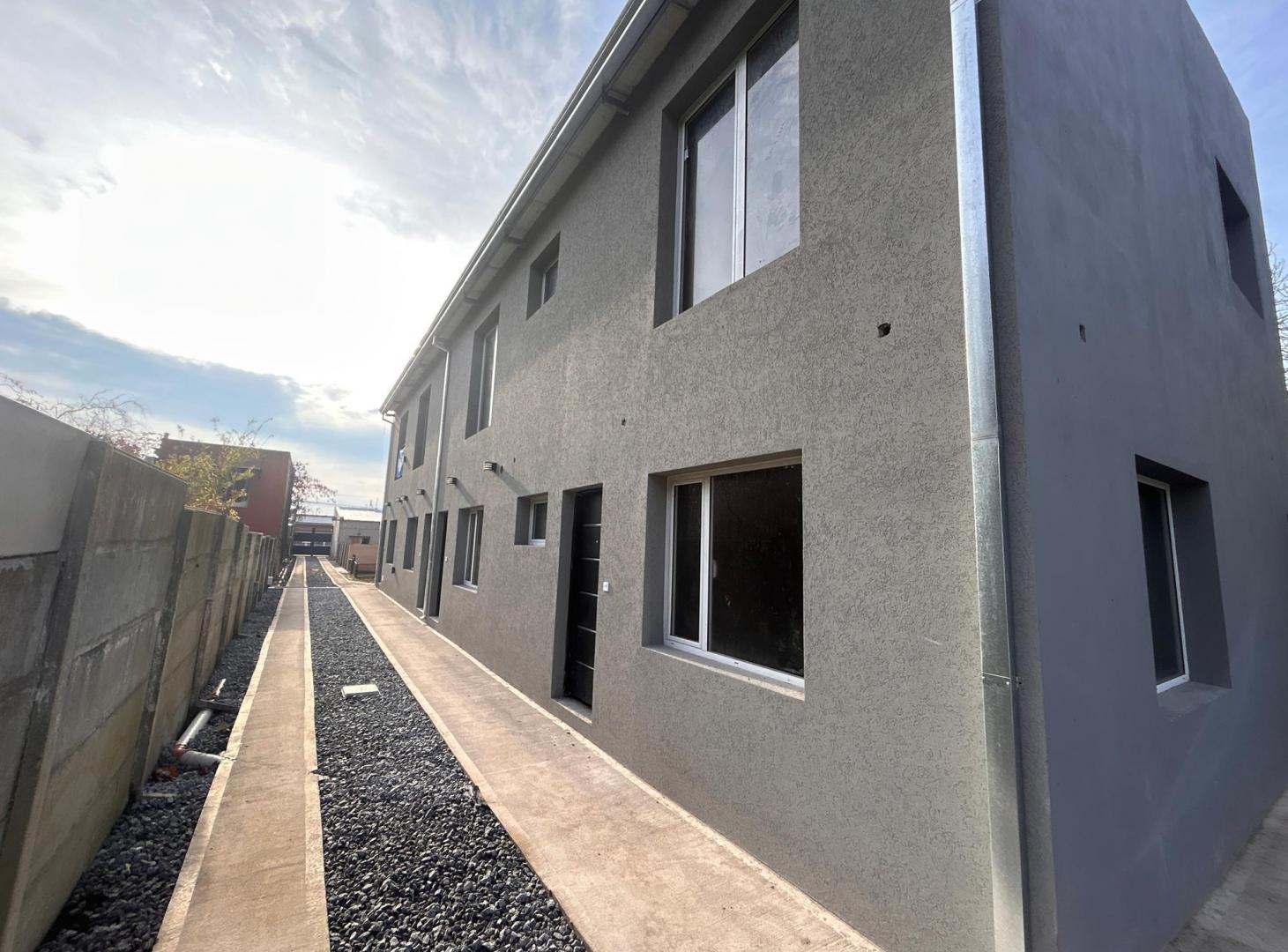 Foto de DEPARTAMENTO TIPO DUPLEX 2 HABITACIONES CON PATIO Y ESTACIONAMIENTO, imagen 5