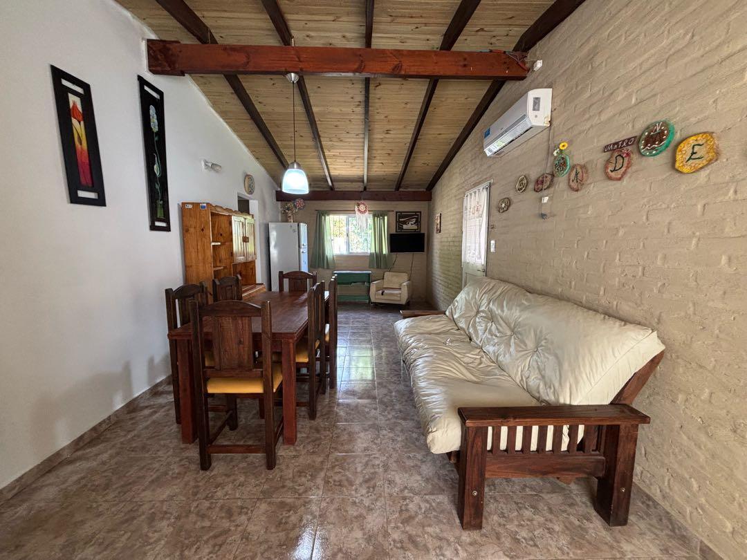 Foto de EN VENTA- Casa con amplio lote en TANDIL, imagen 4
