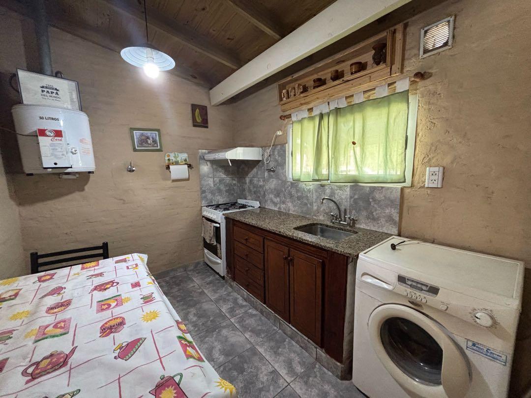 Foto de EN VENTA- Casa con amplio lote en TANDIL, imagen 5