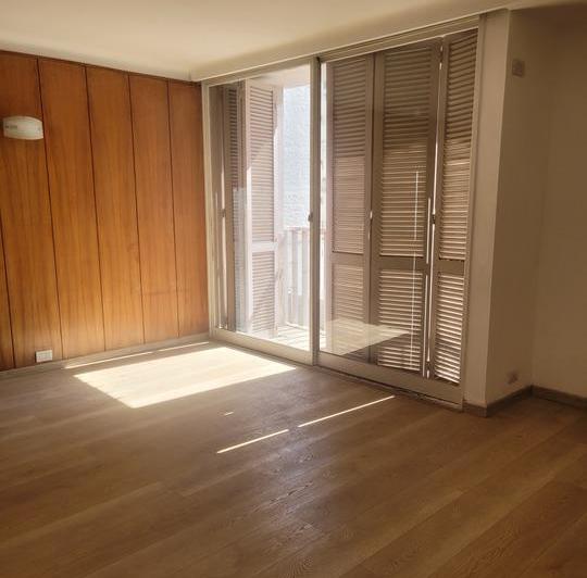 ALQUILER DEPTO. AV COLON 675, AMPLIO, CON COCHERA. EXC. EDIFICIO 2