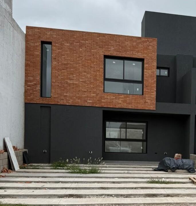 Venta Exclusivo Dúplex de 3 Dormitorios en Prados de Manantiales – Diseño Moderno y Confort Premium