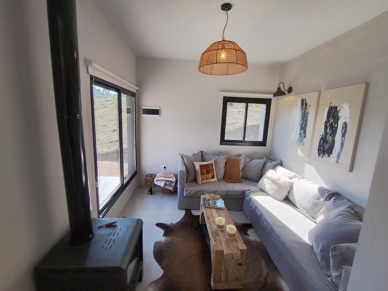 Venta Casa de 3 D, amoblada, en Villa Berna Renta 14% anual en dólares