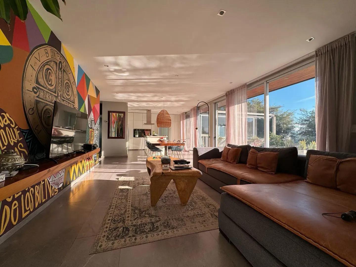 Venta de casa en Estancia Q2, Mendiolaza, fondo norte con pileta