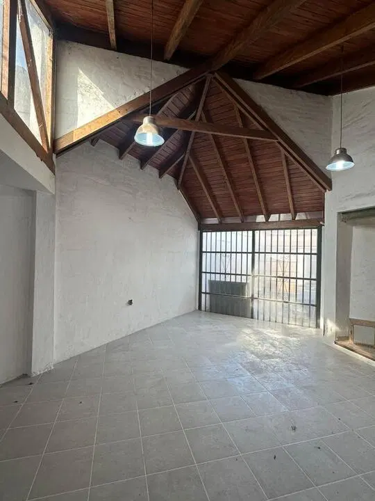 Casa en venta - 3 dormitorios - Argüello, Córdoba 8