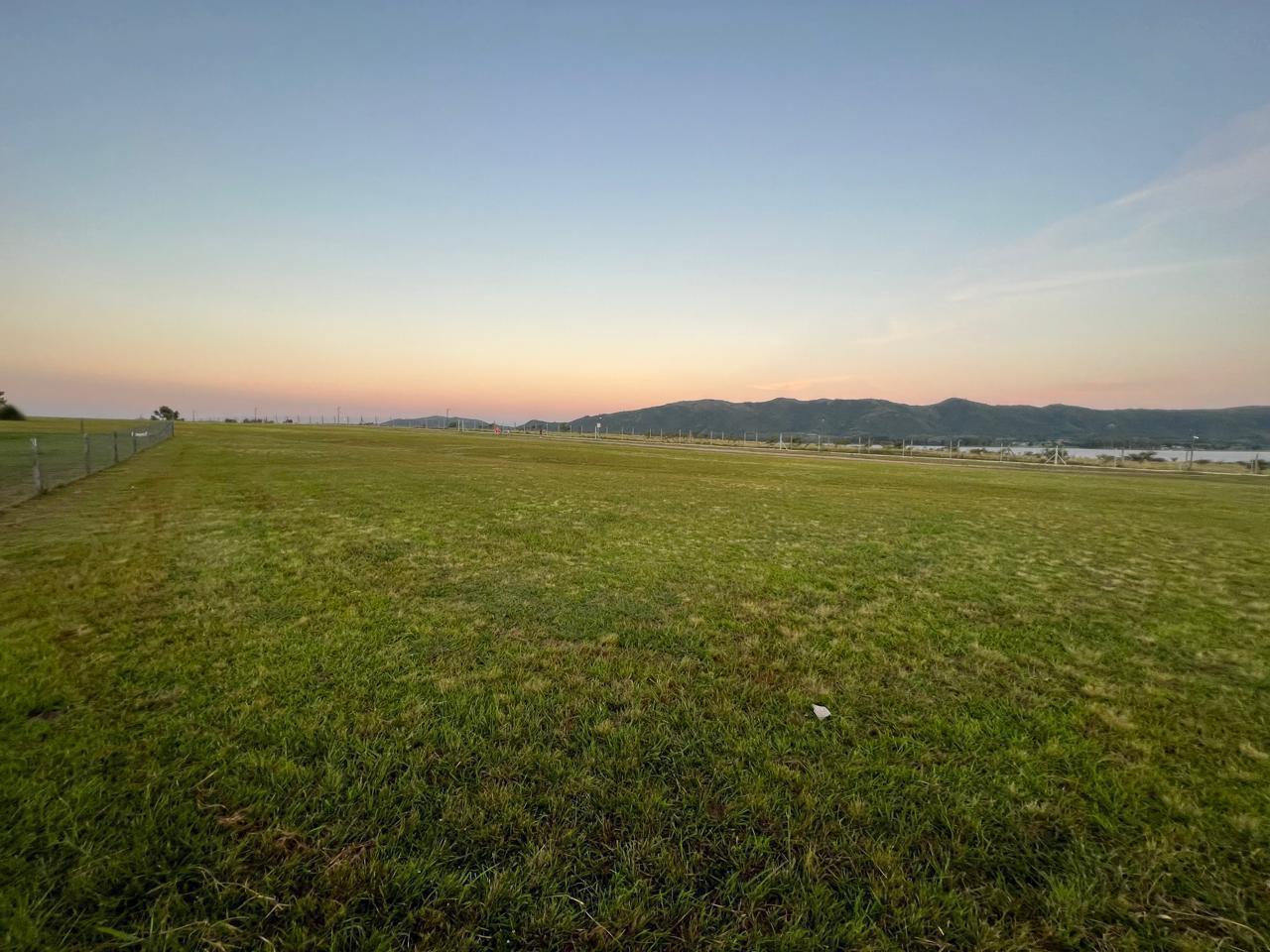 Lote en venta frente al lago - Puerto del Aguila
