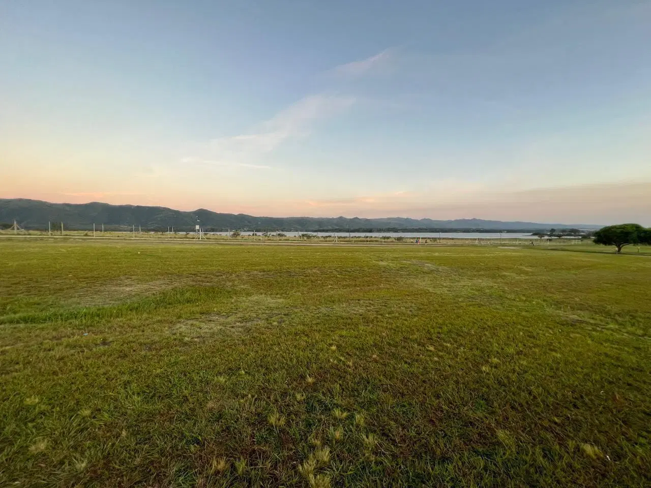 Lote en venta frente al lago - Puerto del Aguila 5