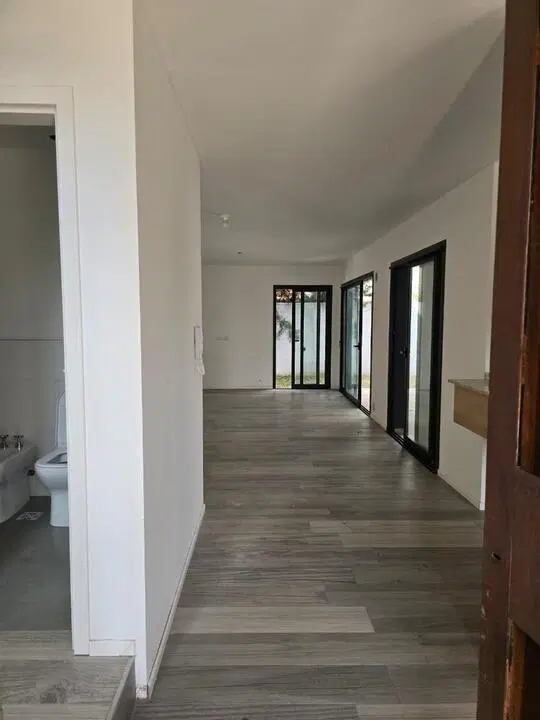 Duplex a la Venta - 3 Domitorios - Housing en Arguello 4