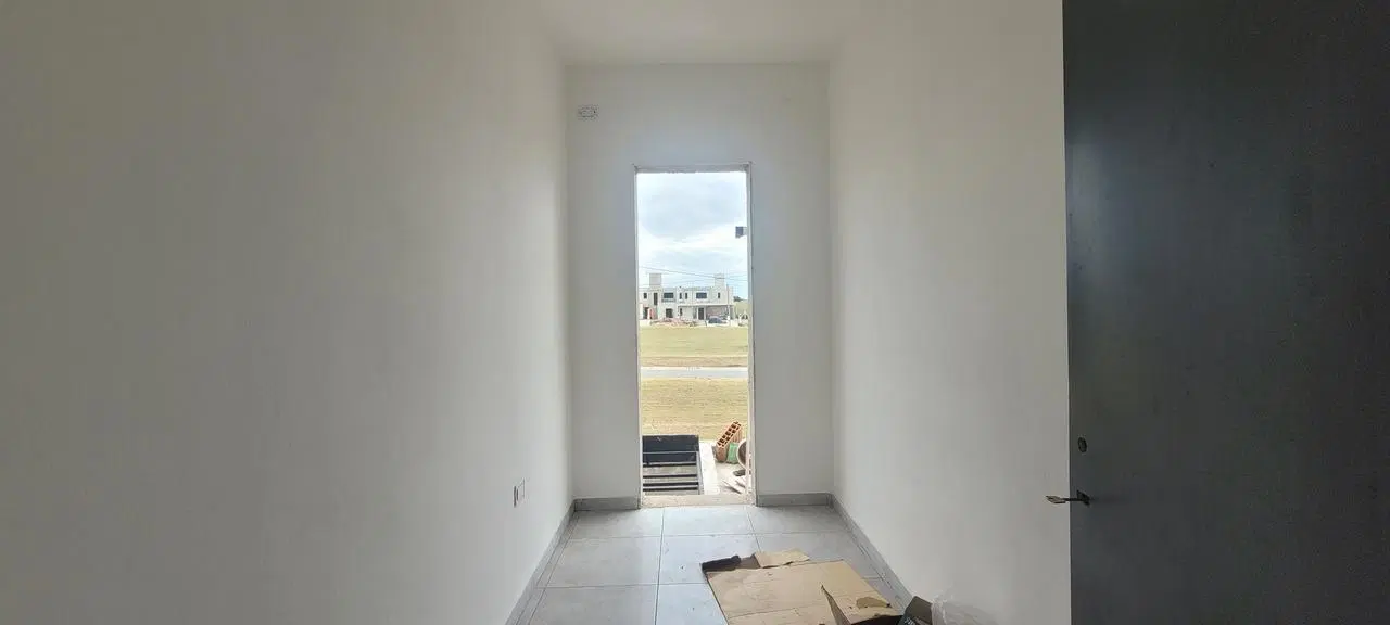 Venta Hermoso Duplex a 1 Cuadra del Colegio Nash 2 dormitorios + escritorio 4