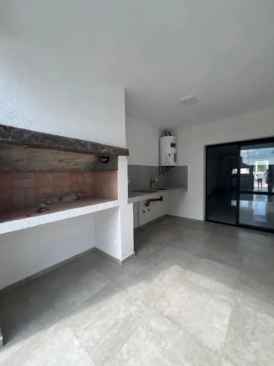 Duplex en Venta 2 Dormitorios + Pileta 4