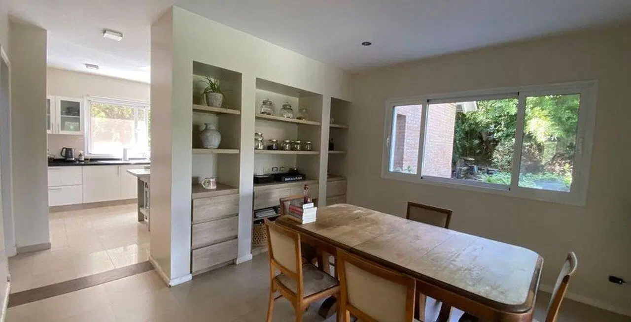 Casa en Venta - 3 Dormitorios - El Bosque 4