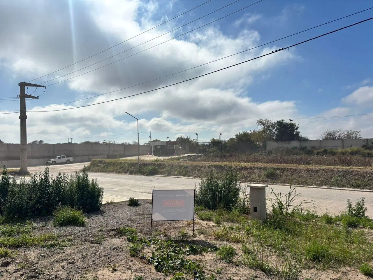 Venta de Terreno Industrial de 3.000 Mts - Polo 52 - Córdoba Capital 2