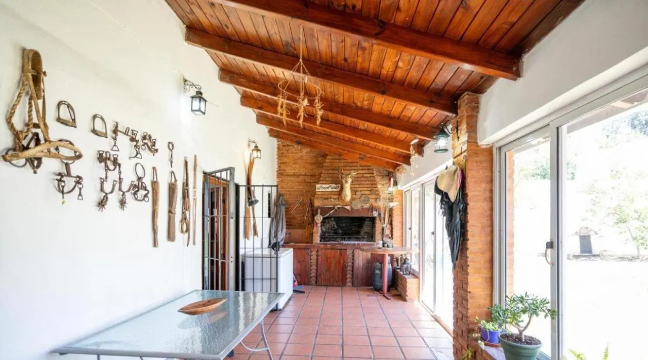 VENTA CASA 3 DORMITORIOS CON PILETA EN QUINTAS DE ARGÜELLO 5