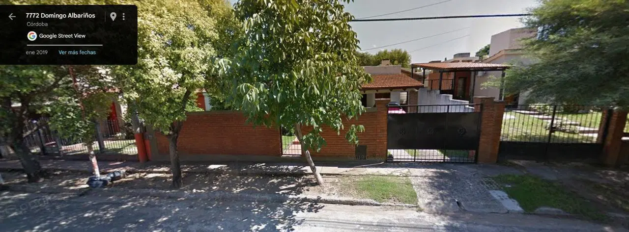 VENTA CASA 3 DORMITORIOS CON PILETA EN QUINTAS DE ARGÜELLO 2