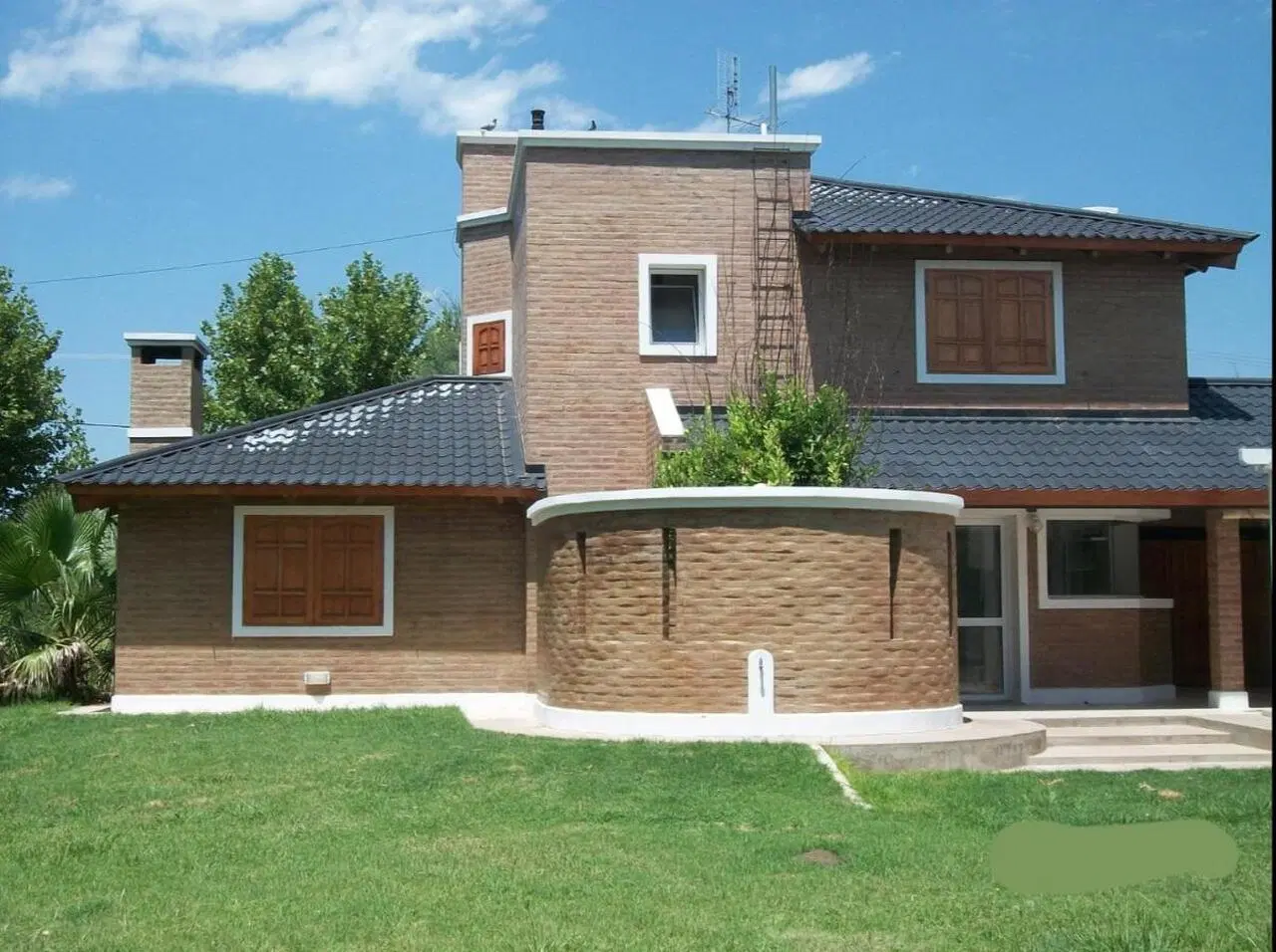 ALQUILER – CASA EN CAMPOS DEL VIRREY - 2 HABITACIONES 4