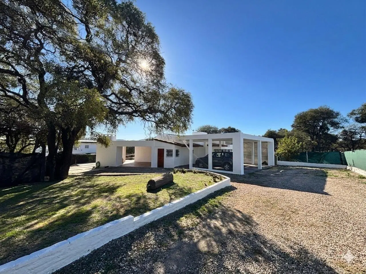 EXCLUSIVA CASA EN VENTA EN ESTACION DEL CARMEN 2