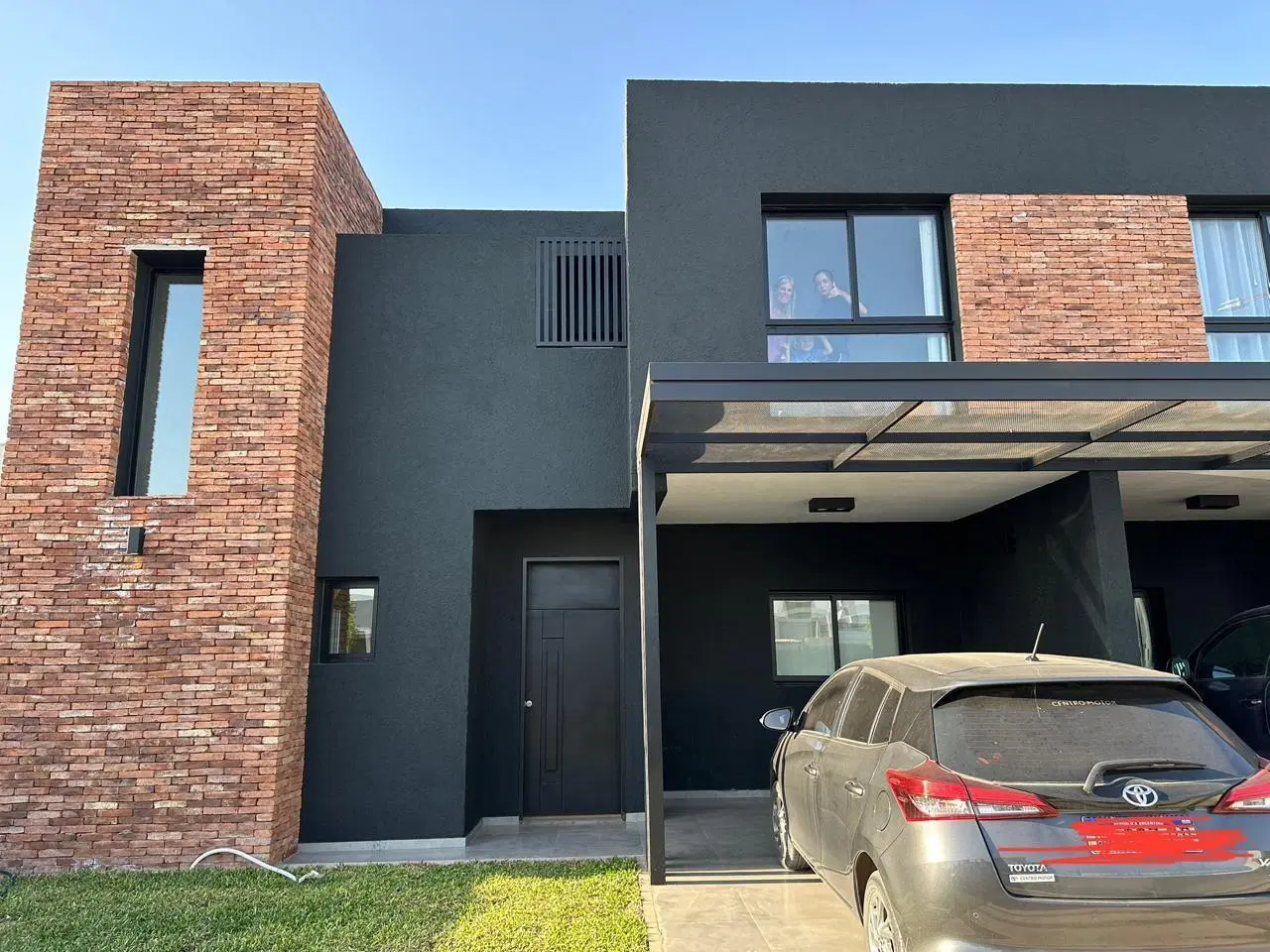 Venta dúplex 3 dormitorios en San Ignacio Village. Con pileta. 2