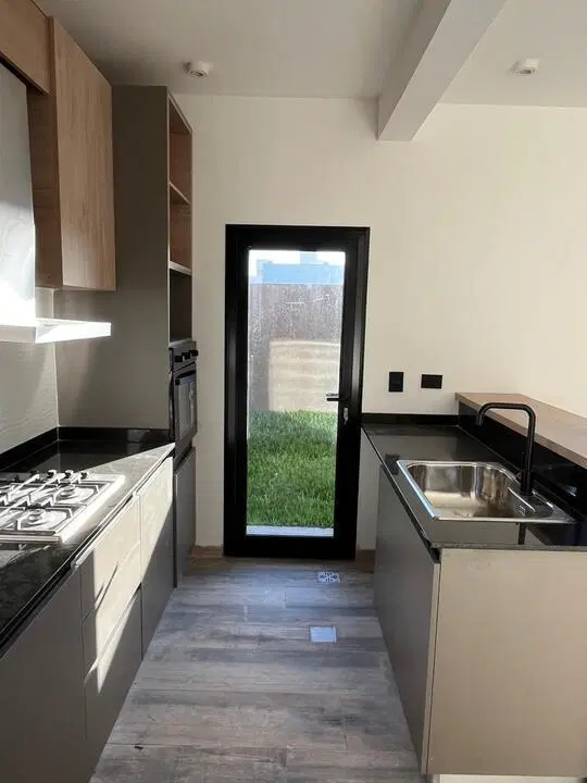 Venta Duplex premium en San Ignacio Village 3 D (1 en PB) cochera doble y asador 2