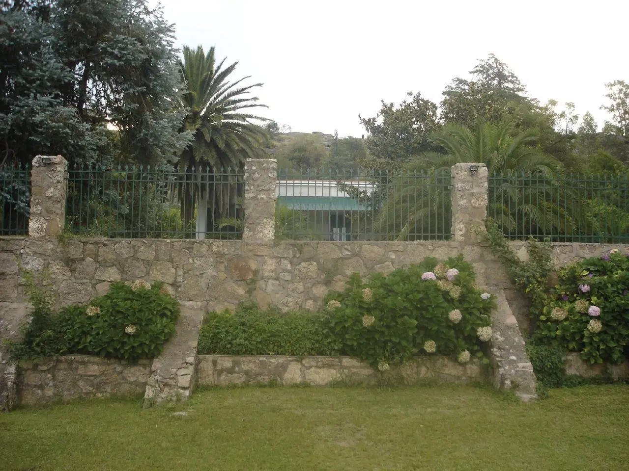 CASA ANTIGUA EN VENTA CON POTENCIAL + BAJADA AL RIO - TANTI 5