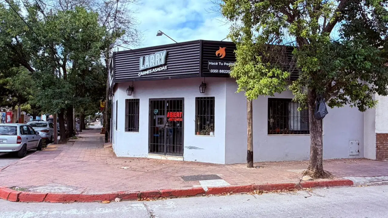 Propiedad Mixta en Esquina – Local + Casa + Monoambiente – Ideal Inversor 2