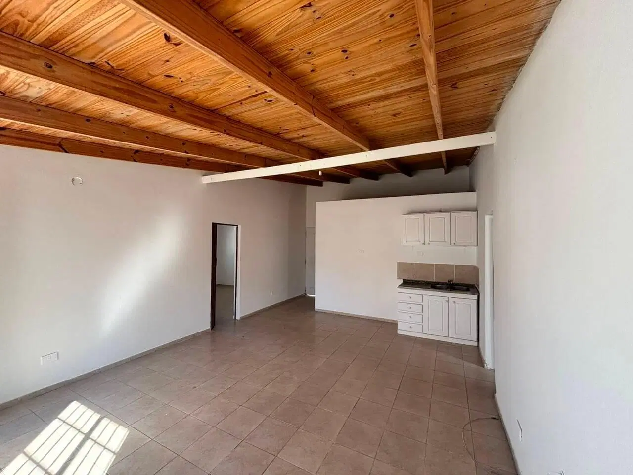 Casa en Alquiler- Villa Cornu 5