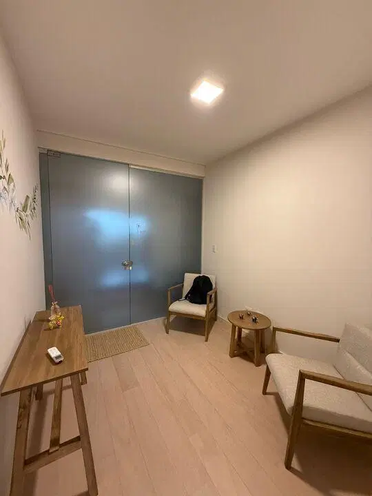 Venta Oficina en Villa Belgrano. Con Cochera. Quadra 54 1