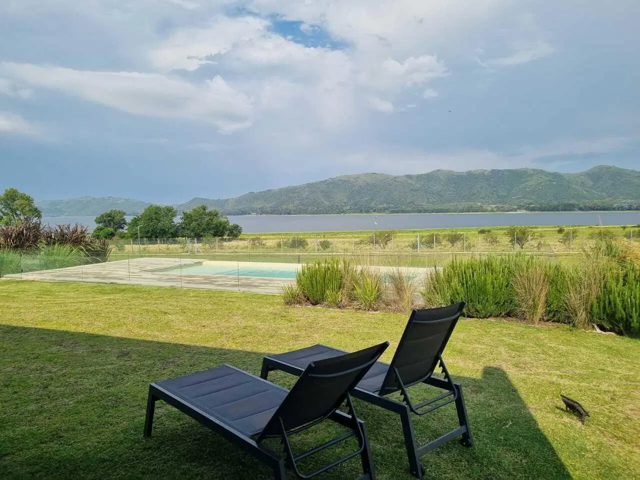 Exclusiva Casa en venta frente a Lago Los Molinos 4