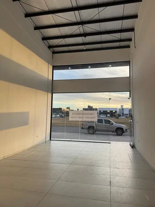 Venta DOCTA BOULEVARD Local Comercial ya rentado excelentes terminaciones 4