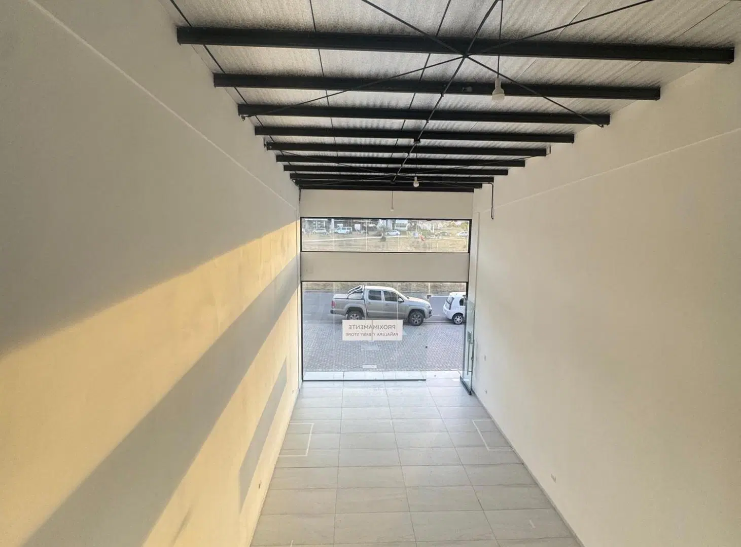 Venta DOCTA BOULEVARD Local Comercial ya rentado excelentes terminaciones 3