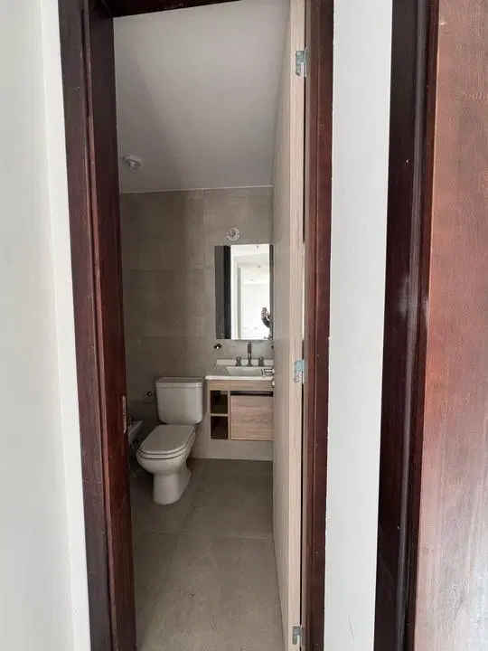 Venta- departamento de 2 dormitorios, a estrenar en el centro de Villa Carlos Pa 3