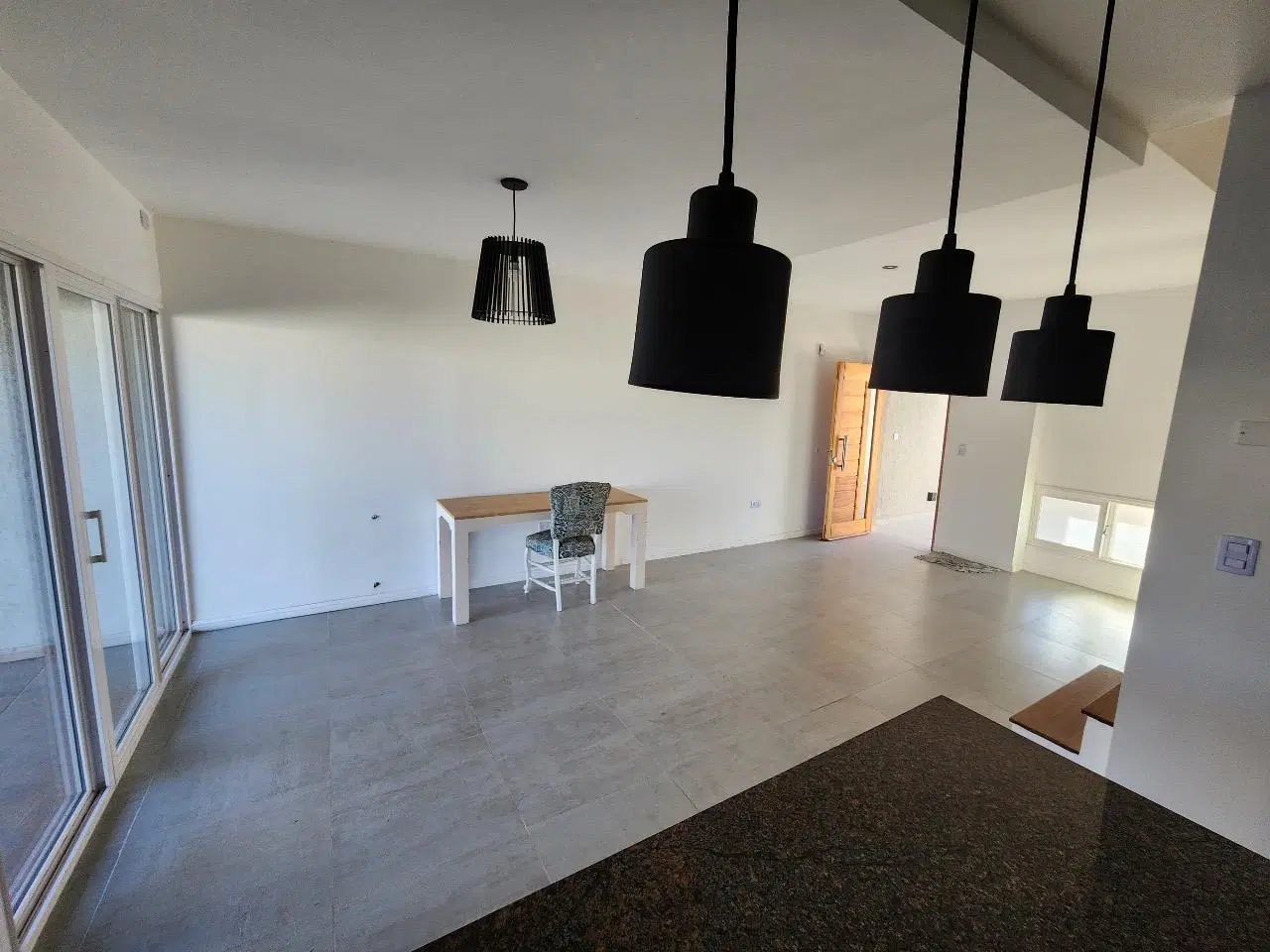 Dúplex en Docta Boulevard Etapa 2 con jardín y diseño moderno 8