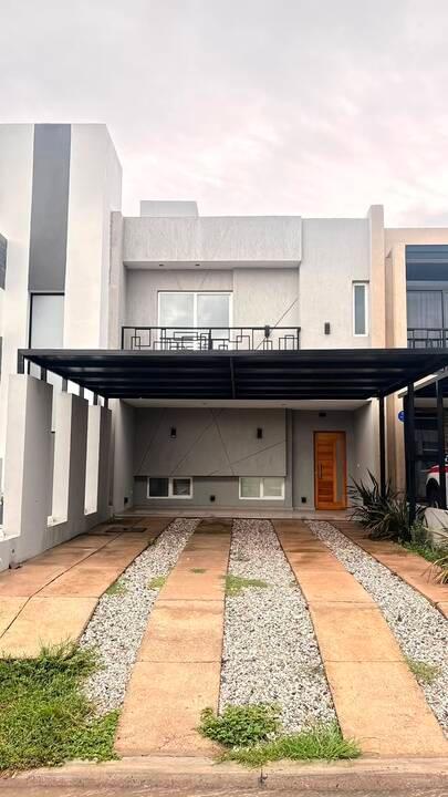 Dúplex en Docta Boulevard Etapa 2 con jardín y diseño moderno
