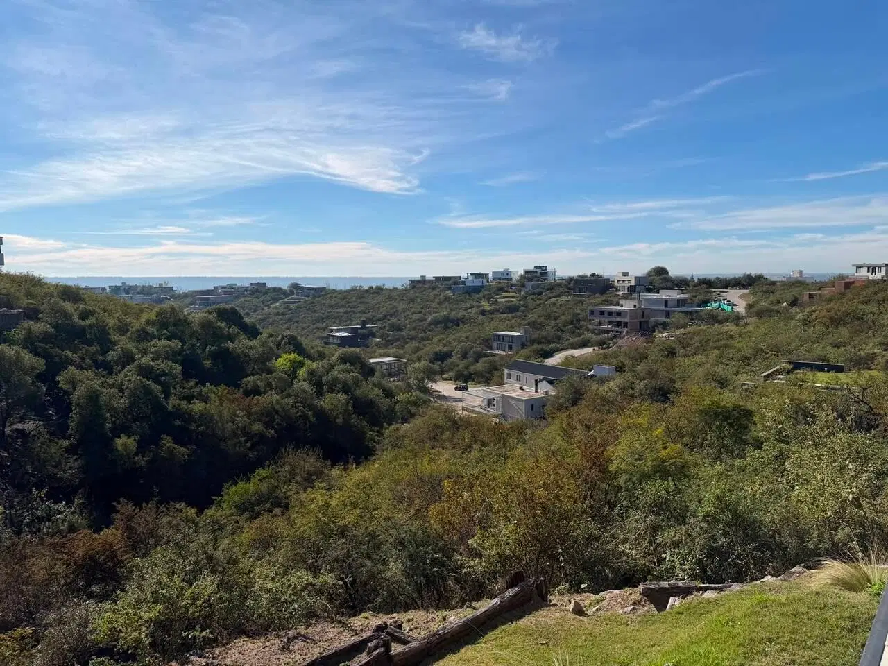 ALQUILO INCREIBLE CASA CON VISTA 3 DORMITORIOS EN LA DESEADA CALERA 500 M2 2
