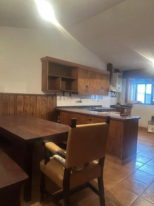 VENTA DE CASA 3 DORMITORIOS BARRIO URCA - APTA CREDITO 2