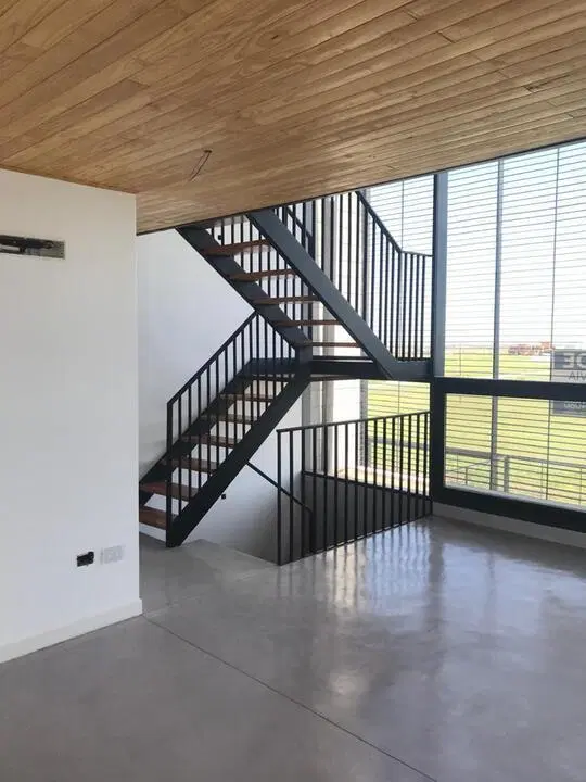VENTA TRIPLEX DOCTA PRIMERA ETAPA - TODOS LOS SERVICIOS 4