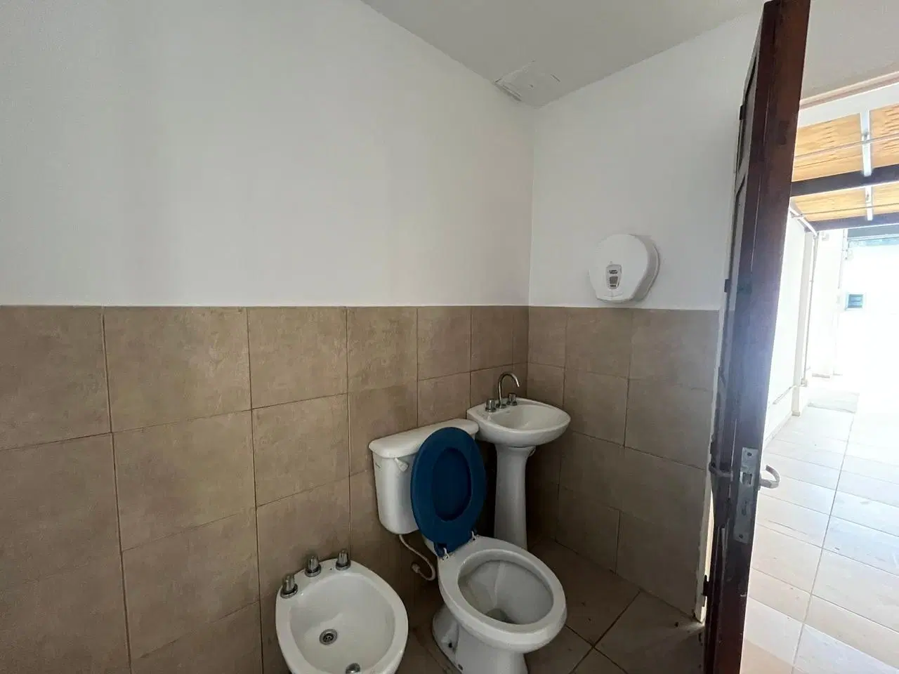 Alquiler Local Comercial/Depósito | A Metros de Univ. Blas Pascal | Potencial Operativo y Comercial 3