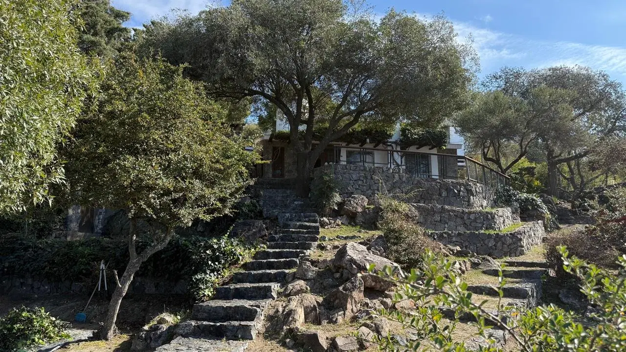 VENTA CASA VILLA DEL LAGO. BAJADA PRIVADA AL LAGO 5