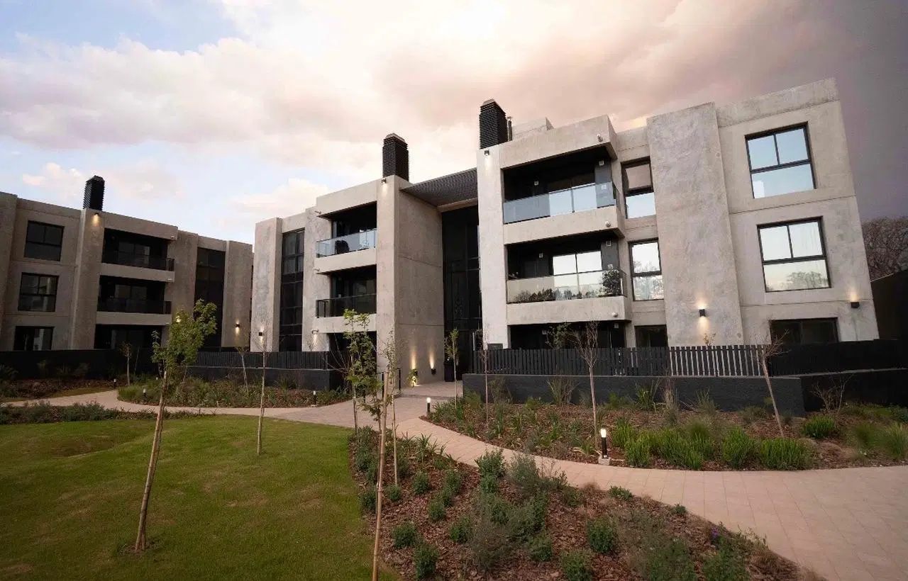 Venta de departamento 3 dormitorios en complejo Garderie 3