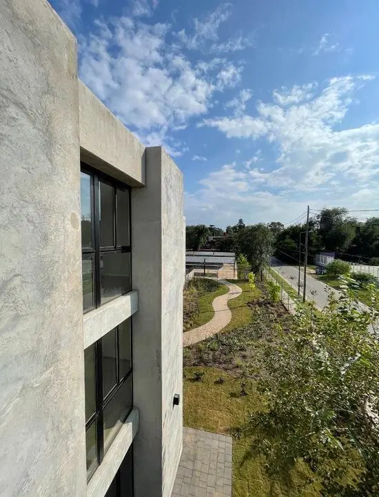 Venta de departamento 3 dormitorios, complejo Garderie. 2