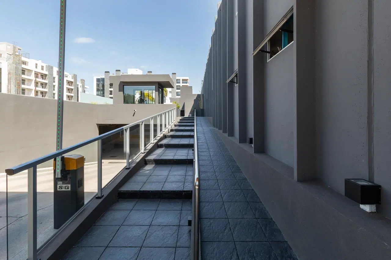 Venta de departamento de 3 dormitorios - Complejo Mediland 8