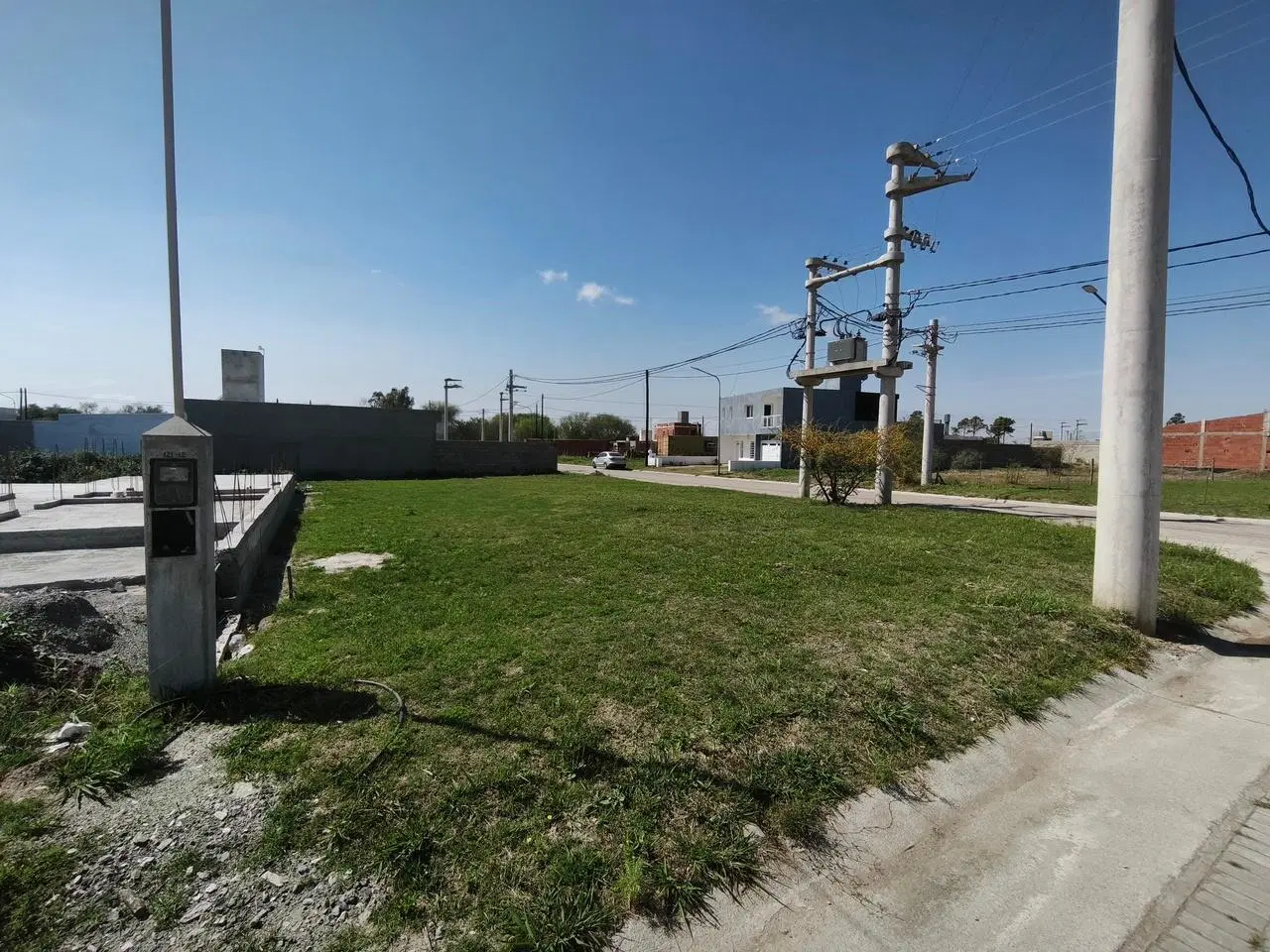 VENTA TERRENO 364 M2 EN PORTALES DEL TALA 8