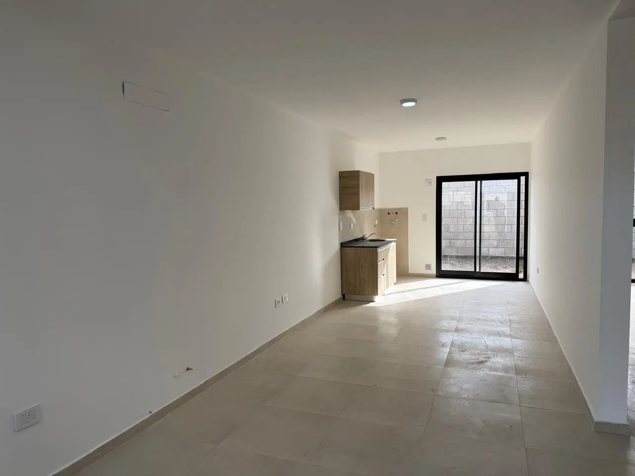 Dúplex a estrenar en Docta | 2 dormitorios en planta baja , 2 baños . con jardín 1