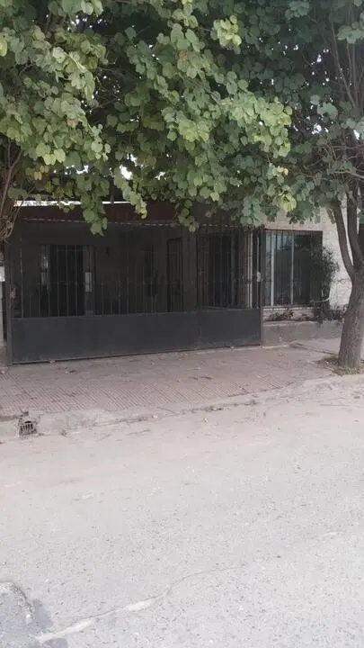 Alquiler Casa 2 Dorm. con Cochera en B° San Martin 3